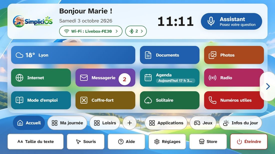 L'accueil : la météo, de grands pavés, et le bouton « Assistant » toujours à portée de main.